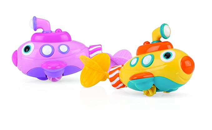 Little Submarine Pull String Bath Toy, Colors May Vary